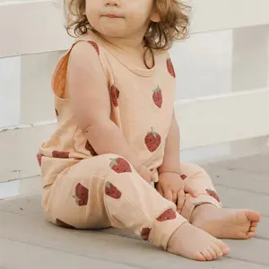 Stile innovativo alla moda tonalità personalizzate accogliente caldo pantaloni gilet per bambini set di vestiti per bambini