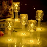Offre Spéciale Mini lampe à Led lampe en cristal pour chevet veilleuses modernes colorées lampe de table en cristal nordique