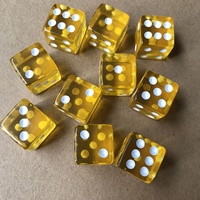 Dés en acrylique transparents de luxe personnalisés de 16 mm, avec coins carrés et logo personnalisé pour les jeux