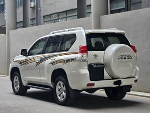 2013 para 2.7L Automático 4x4 de 7 Plazas Izquierda Oscuro R19 Excelente Estado General Coche Usado de <span class=keywords><strong>Segunda</strong></span> <span class=keywords><strong>Mano</strong></span> - Product Image 2