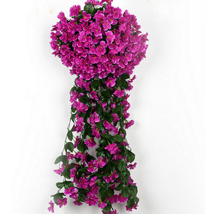 Guirnalda de flores artificiales de violetas para colgar en la pared, plantas florales artificiales para la decoración del hogar, sala de estar, balcón y fiestas. - Product Image 5