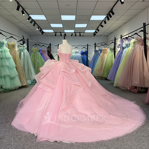 ชุดเดรสสีชมพูสำหรับงาน Quinceanera แบบ Ball Gown ผ้าทูลล์สุดหรู ชุดราตรีสำหรับงาน Sweet 15 รุ่น Dy6866 - Product Image 4
