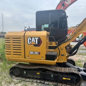 Excavadora Usada Cat305.5E2 Pequeña de Alta Calidad y Bajo Consumo con Motor y Bomba, Peso Operativo de 5.5 Toneladas, Potencia de 34 Kw - Product Image 2