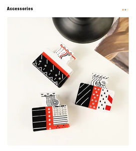 กิ๊บติดผมรูปไพ่ <span class=keywords><strong>JQK</strong></span> ประดับพลอยเทียมอุปกรณ์เสริมผมอะซิเตทใหม่ - Product Image 5