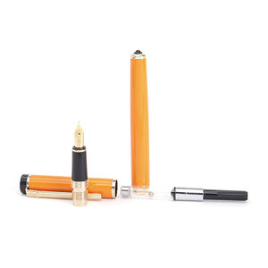 Juego de Plumas Estilográficas Personalizadas Premium con Plumín de Acero Inoxidable 314 Dorado y Elegante Estuche, Perfecto para Regalar - Product Image 2