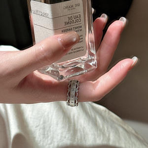 Anillo de Plata Pura S925 Estilo Palacio con Encaje, Anillo Abierto Simple de Estilo Antiguo Vintage, Diseño de Nicho con Patrón Geométrico con Detalles Naturales - Product Image 3