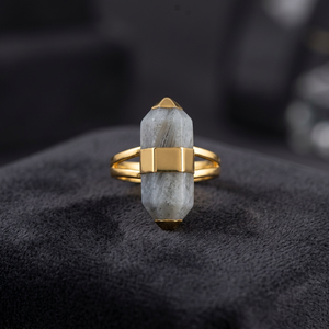 Anillo de Piedra de Cristal Chapado en Oro Hecho a Mano, Gema de Forma Libre, Piedra Semipreciosa Natural, Artesanía India, Forma de Punta de Flecha - Product Image 6