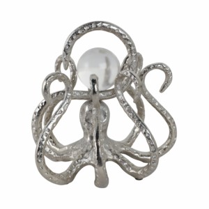Scultura in metallo a forma di polpo con accenti in vetro per decorazioni domestiche, mensole, tavolini da caffè, bagni e uffici - Product Image 1