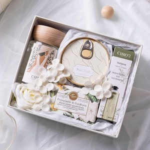 Set Regalo Aromaterapia Moderno e Minimalista - Perfetto per Compleanni, Matrimoni/Fidanzamenti, Bomboniere all'Ingrosso per Damigelle; Prodotto <span class=keywords><strong>in</strong></span> Cina - Product Image 3