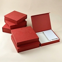 Boîtes rouges luxueuses pour l'emballage, boîte pliante magnétique, emballage de boîte à perruques, logo personnalisé, luxe