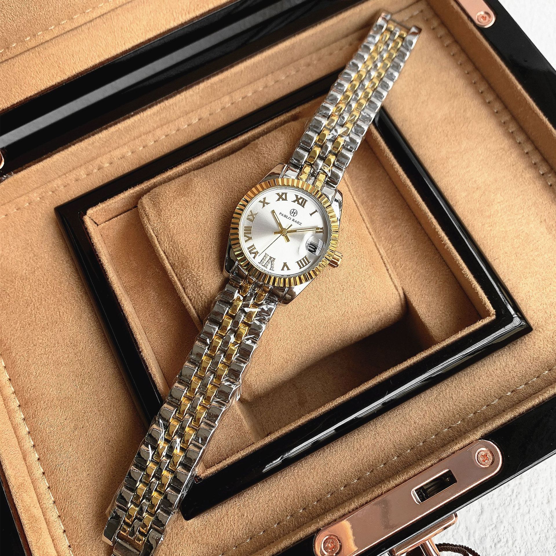 パブロ・ラエス クォーツ時計 | ステンレススチール・ファッション女性 