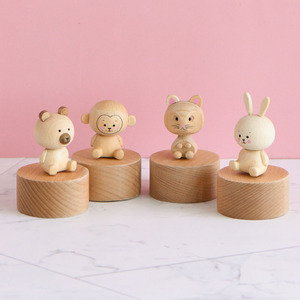 Caja Musical de Madera Personalizada de Alta Calidad con Canción de Animales, Mini Redonda con Manivela y Función Giratoria para Decoración del Hogar o Regalos - Product Image 3