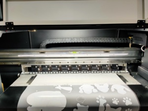 Impresora de inyección de tinta DTF de alta calidad I3200 de 5 cabezales para camisetas, impresora DTF de 60 cm para tiendas de impresión con polvo y agitador. - Product Image 6