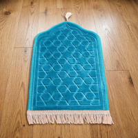 Tapis de prière musulman compact en gros à prix abordable 35x65cm, tissé à la machine, détails en raschel et pompons, lavable, rembourré, antidérapant