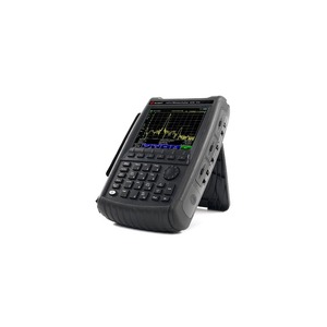 Analyseur de micro-ondes portable Keysight N9916B FieldFox, 14 GHz - Product Image 3