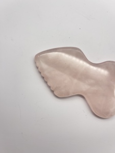 Gua Sha rose quartz guasha jade guasha masseur de visage en cristal naturel avec boîte rouleau de quartz rose de haute qualité guasha - Product Image 4
