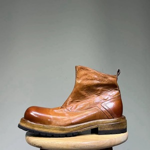 Botas Chelsea retro europeas y americanas con cremallera lateral, estilo desgastado, suela gruesa y punta ancha para hombre. - Product Image 2