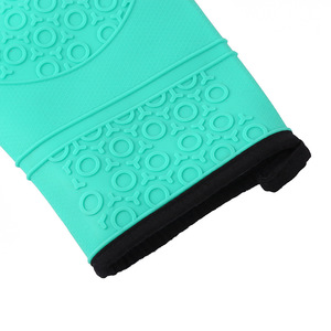 Silicone Oven Mitt 18x30cm Heat Resistant <b>Microwave</b> Safe Kitchen Baking Gloves Pink - Product Image 3