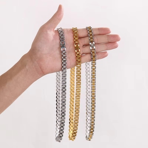 สายนาฬิกาข้อมือแบบปรับได้สำหรับผู้ชาย รุ่นพังก์ ทรี บาต ขนาด 10 มม. ทำจากสแตนเลสสตีล ชุบทอง 18K - Product Image 4