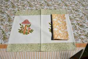Modern Style Pure Cotton <b>Table</b> Napkin Cloth for Dinner Multi Printed Size 50 * 50 cm Handmade Napkin's for Living <b>Dinning</b> - Product Image 4