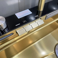 Évier de Cuisine Intelligent en Acier Inoxydable Nano Doré Fait Main avec Cascade et Affichage Numérique