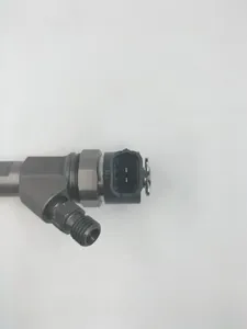 หัวฉีดน้ำมันดีเซลคอมมอนเรลเหล็กคุณภาพสูงยี่ห้อ New Yisheng รุ่น 0445110141 สำหรับรถยนต์ Master II Nissan Interstar <span class=keywords><strong>Opel</strong></span> Movano 2.5L - Product Image 4