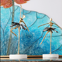 Sculpture de danseuse de ballet en métal de luxe sur base en marbre, art moderne pour la maison, le bureau, l'hôtel, fabrication OEM ODM