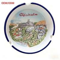 Cendrier en résine 3D en relief personnalisé de la ville de Gjirokastra, étanche, couleur personnalisée, pour les boutiques de souvenirs et de cadeaux (vente en gros)