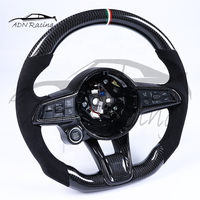 Volant en fibre de carbone personnalisé Alcantara d'Italie pour Alfa Romeo Giulia QV Stelvio 2015-2020 avec bouton de démarrage