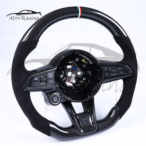 Volante Personalizado de Fibra de Carbono y Alcántara Italiana para Alfa Romeo Giulia QV Stelvio 2015-2020 con Botón de Encendido - Product Image 3