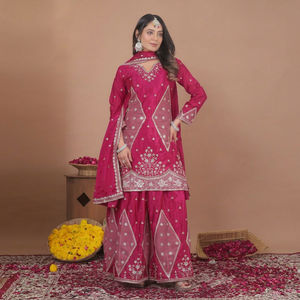 Ensemble trois pièces pour femme : costume Sharara en chinon entièrement cousu avec kurta brodée de sequins et dupatta assorti - Product Image 1