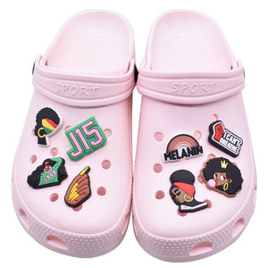 Superventas: Charms de PVC negros, elegantes y con estilo, unisex, Magic <span class=keywords><strong>Queendom</strong></span>, para zuecos, sandalias con orificios, pulseras y decoración suave - Product Image 1