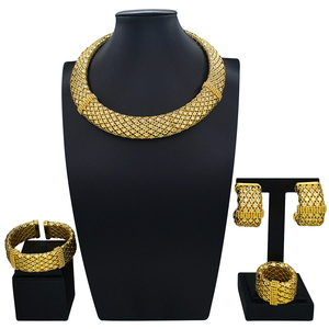 Conjunto de Joyería Italiana Zhuerrui, Chapado en Oro Brasileño, para Bodas y Fiestas, Collar, Pulsera, Aretes y Anillo - Product Image 1