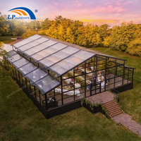 Nouvelle Tente Atrium de 12 m de Largeur avec Dentelle en Fer Attrayante pour Traiteur de Mariages de Luxe en Ouganda