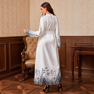 Abito Lungo in Poliestere con Stampa Floreale Vintage, Collo Tondo, Vestibilità Ampia, Maniche a <span class=keywords><strong>Tre</strong></span> <span class=keywords><strong>Quarti</strong></span>, Prodotto da Fabbrica Affidabile - Product Image 2