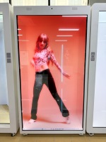 Gabinete Holográfico Transparente 3D con Interacción Humana Digital Virtual con IA y Logotipo Personalizado para Turismo Cultural, Museos y Educación