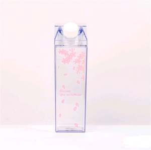 Botella de Agua Portátil Personalizable de 500 ml y 1000 ml, Libre de BPA, de Plástico Transparente, Tipo Cartón de Leche, Cuadrada - Product Image 5