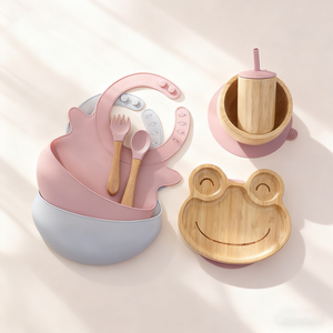 Grande tasca cibo Catcher Silicone bavaglini per bambini a prova di perdite tazze di bambù con coperchi e cannucce per l'alimentazione del bambino Set di svezzamento Led - Product Image 1