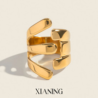 Bague en acier inoxydable avec design d'ouverture de graine de melon asymétrique simple bijoux de conservation des couleurs assortis Style tendance