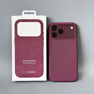 Funda Protectora para Teléfono con Soporte Magnético para Tarjetas, Fabricada con Materiales Reciclados, de Color Sólido y a la Moda, con Textura Suave al Tacto - Product Image 1