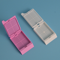 Cassette d'incrustation pour biopsie tissulaire jetable en plastique pour usage en laboratoire, pour la pathologie