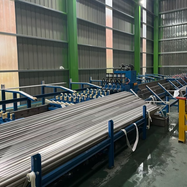 Factory Direct Custom Cold Rolled Seamless  Steel Tube Stainless Steel Pipe ASTM A312 A213 TP304/304L 316/316L