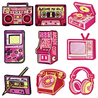 Patch thermocollant rétro en forme de cassette audio, brodé, écologique, rose, motif console de jeu, radio et musique Y2K, pour veste en jean