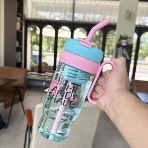 Botella de Agua de Plástico Grande de 1200 ml con Pajita Antiderrames, Linda Taza Portátil para Niños, para Deportes de Verano - Product Image 1