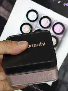 <span class=keywords><strong>Polvo</strong></span> Fijador Translúcido de Acabado Mate y Control de Grasa de Alta Calidad de la Marca Famosa HU Beauty para el Rostro con Acabado Natural - Product Image 3