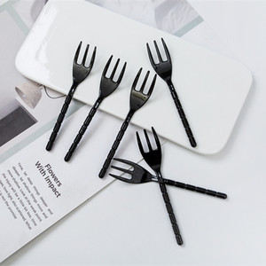 Fourchette à fruits jetable de qualité alimentaire, épaissie, à trois branches, pour gâteaux et desserts, en plastique, pour hôtels, vaisselle de fête d'anniversaire - Product Image 3