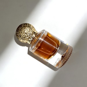 Bottiglie di <span class=keywords><strong>Profumo</strong></span> in Vetro Trasparente Rotonde di Lusso Personalizzate da 30 <span class=keywords><strong>Ml</strong></span>, 50 <span class=keywords><strong>Ml</strong></span>, <span class=keywords><strong>100</strong></span> <span class=keywords><strong>ml</strong></span>, con Scatole, Flaconi Spray per <span class=keywords><strong>Profumo</strong></span> di Alta Gamma - Product Image 6