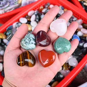 Venta al por mayor de cristal natural mini tallado de cristal corazón estrella de cristal vendido por <span class=keywords><strong>Kilo</strong></span> - Product Image 3