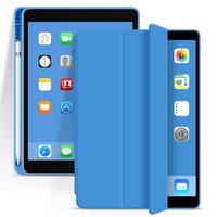 Étui pour tablette intelligent à triple pliage en TPU souple avec emplacement pour stylet, parfaitement compatible avec iPad Air 6 et iPad Pro 2024.