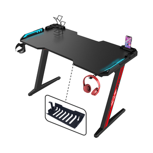 Bureau <span class=keywords><strong>de</strong></span> jeu moderne 120cm RVB avec éclairage LED Table <span class=keywords><strong>de</strong></span> jeu extensible en fibre <span class=keywords><strong>de</strong></span> carbone pour le bureau et la <span class=keywords><strong>salle</strong></span> <span class=keywords><strong>de</strong></span> jeu - Product Image 3